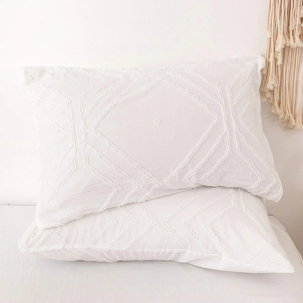 Summer White Pinch Pleat Duvet Cover Set - Luxury Bedding for Queen King Size