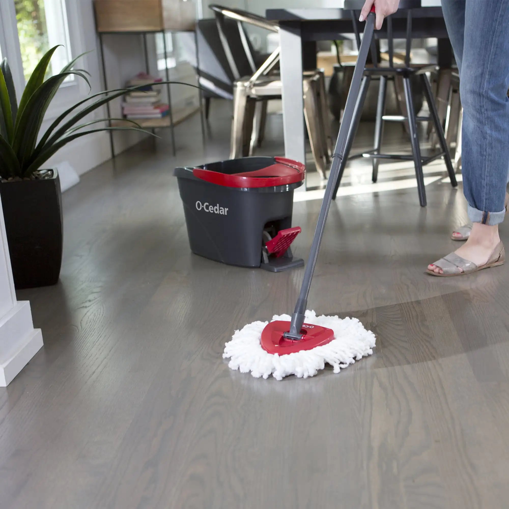 EasyWring™ Spin Mop & Bucket System - Effortless Deep Cleaning Solution