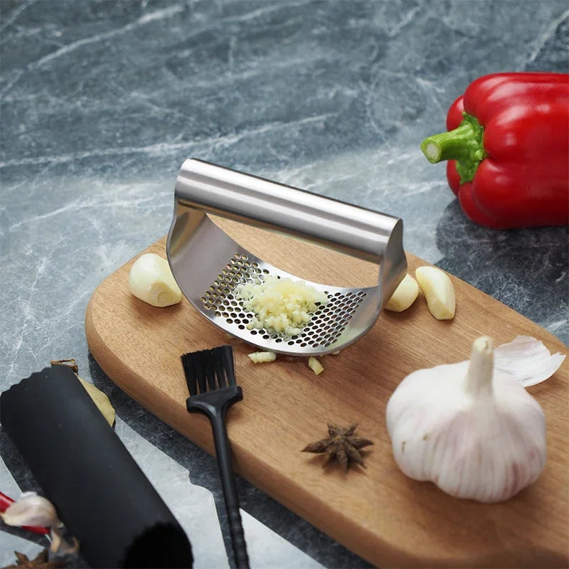 Effortless Garlic Mastery: Stainless Steel Manual Garlic Press