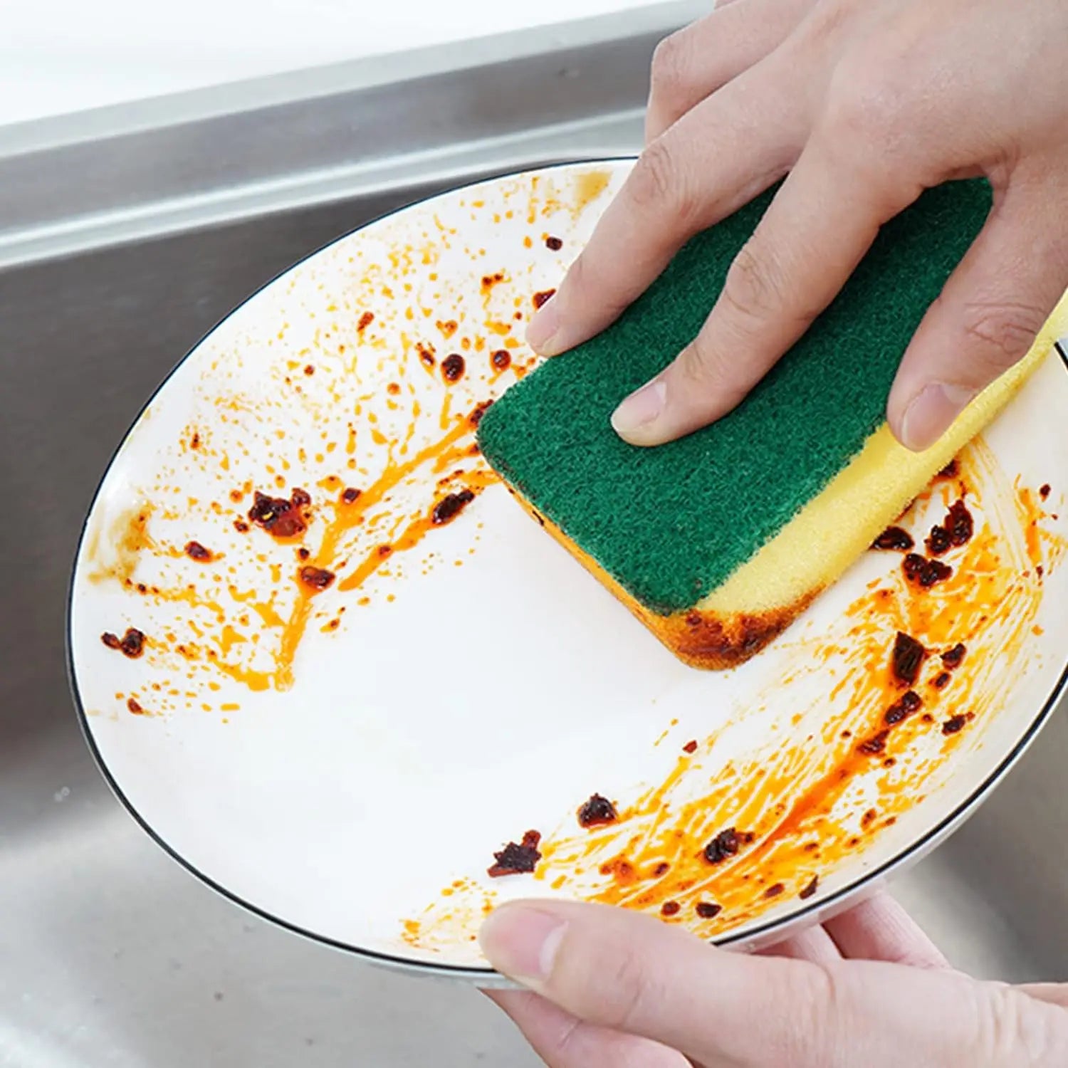 Highly Absorbent Double-Sided Sponge for Efficient Kitchen Cleaning