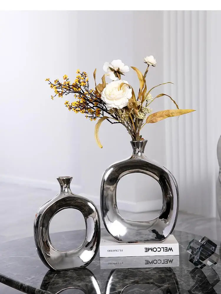 Elegant Modern Ceramic Vase - Silver and Gold Flower Arrangement Decor